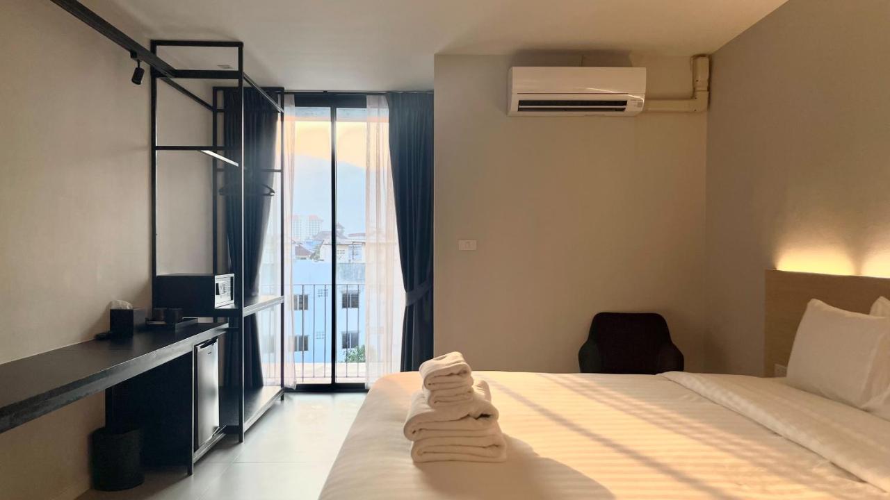 Hotel Book Design 4*